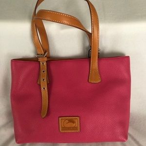 Dooney and Bourke Small Hanna NWT purse